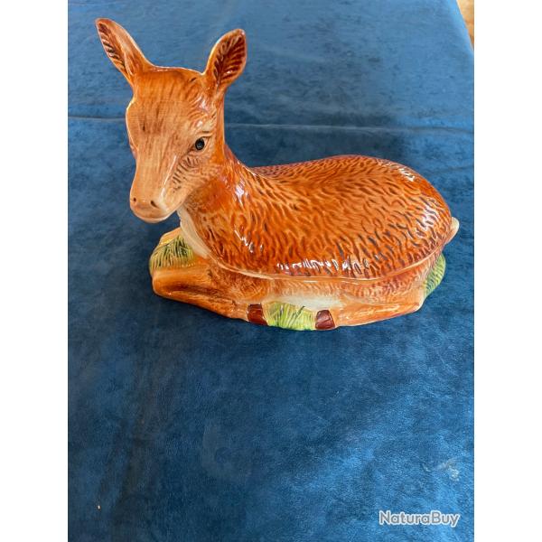 Terrine zoomorphe biche fa�ence Michel Caugant