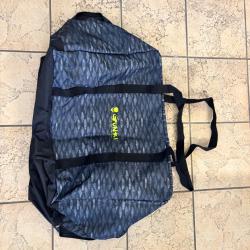 Float Tube Gunki Squad pour pi&egrave;ces - 1� sans prix de r&eacute;serve !!