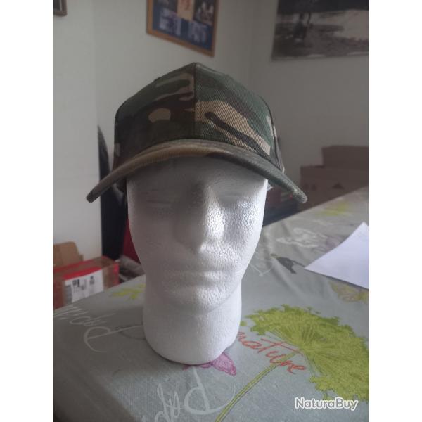 Casquette camouflage arm�e