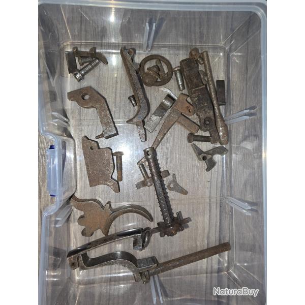 VENDS LOTS DE PIECES A D�TERMIN�