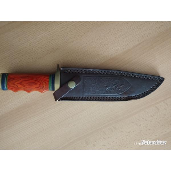 Couteau de chasse, manche bois.