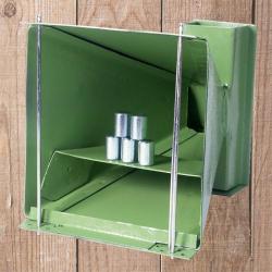 Pi&egrave;ge &agrave; balles avec pyramide de tir