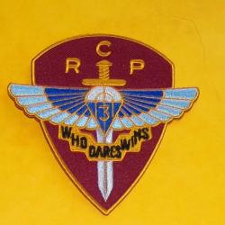 TISSU PATCH :  3&deg; REGIMENT DE CHASSEURS PARACHUTISTES   , DIAMETRE 9 CM , BON ETAT VOIR PHOTO . POUR