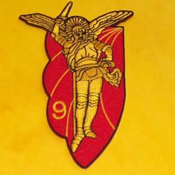 TISSU PATCH :  9&deg; REGIMENT DE CHASSEURS PARACHUTISTES   , DIAMETRE 10 CM , BON ETAT VOIR PHOTO . POU