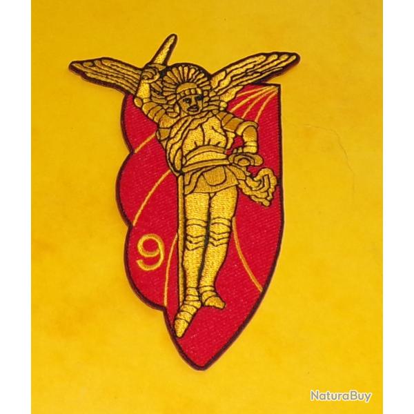 TISSU PATCH :  9� REGIMENT DE CHASSEURS PARACHUTISTES   , DIAMETRE 10 CM , BON ETAT VOIR PHOTO . POU
