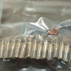 vend 15 balles papiers 36 0.9 Hogdon pyrodex p poudre noir us moins sallissant + 15 amorces rws 1075