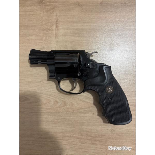 SMITH & WESSON MOD 37 "38 CHIEFS SPECIAL"
