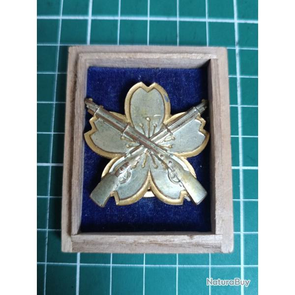 Rare Insigne de Tireur 2nd Classe - Arm�e Imp�riale Japonaise - Bo�te Bois