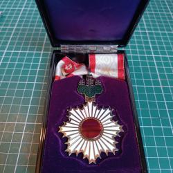 Rare et Prestigieuse M&eacute;daille Japonaise - Ordre du Soleil Levant 3&egrave;me Classe