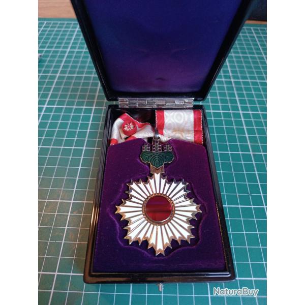 Rare et Prestigieuse M�daille Japonaise - Ordre du Soleil Levant 3�me Classe