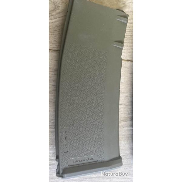 Chargeur AEG Capacit� Mid-cap Couleur Beige Specna Arms airsoft