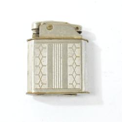 Ancien briquet polaire 75-8 avec taxe fiscale.