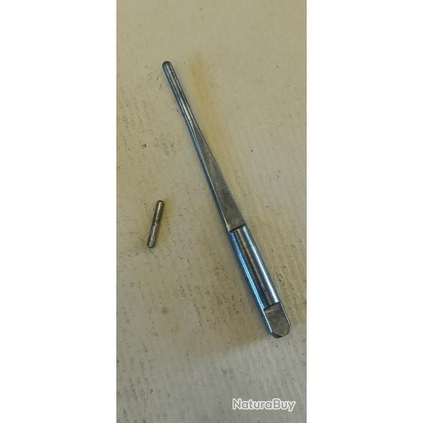 mossberg 500 ATP 12/76 : percuteur + axe (1460)