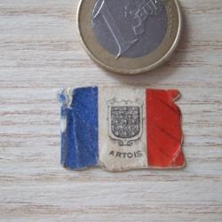 insigne journ&eacute;e 1915 Artois collection militaire