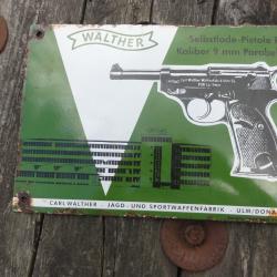 plaque &eacute;maill&eacute;e walther P 38