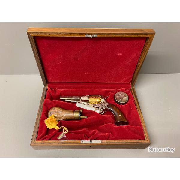 Superbe REVOLVER Poudre Noire PIETTA pocket en calibre 31 avec coffret et poire de chargement