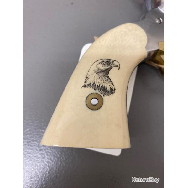 MAGNIFIQUE Revolver Poudre Noire UBERTI model 1858 New Model Army calibre 1944