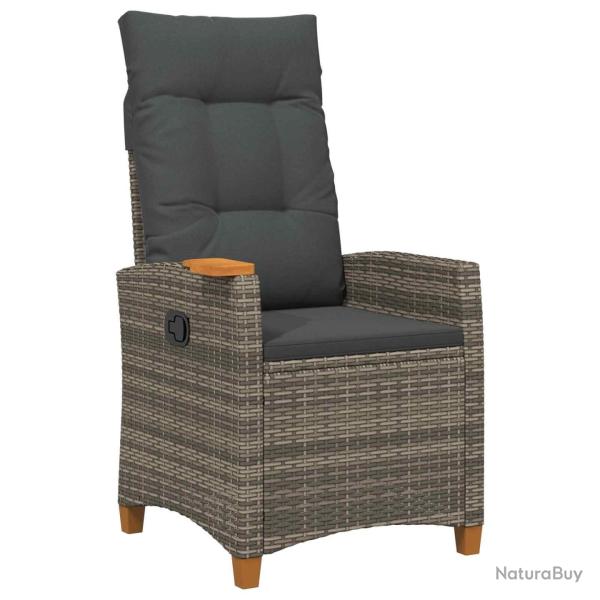 Chaise inclinable avec plateau � th� 62 x 64 x 112 cm polyrotin