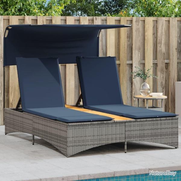 Chaise longue double avec auvent et coussins en polyrotin gris