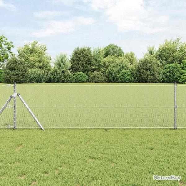 Poteau de cl�ture. Argent� 10 x 0,6 m (maille de 13 mm) Acier