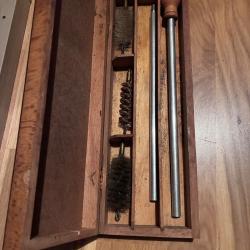 Bo&icirc;te bois n&eacute;cessaire nettoyage