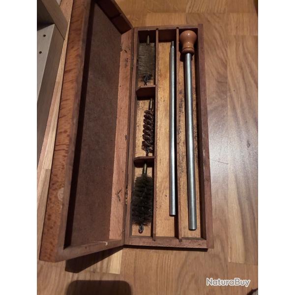 Bo�te bois n�cessaire nettoyage