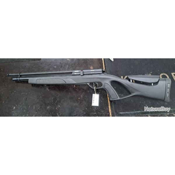 Gamo coyote black PCP cal 5,5 cat C. 40 Joules