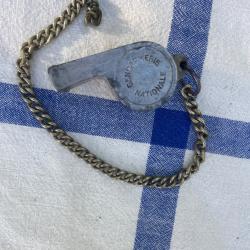 Sifflet de la gendarmerie nationale ancien