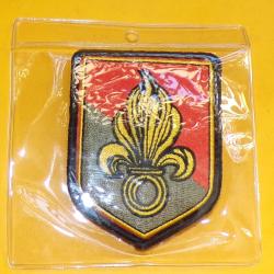TISSU AVEC VELCRO DE LA LEGION ETRANGERE  , DIMENSION 8 CM X 6 CM ,  ETAT NEUF VOIR PHOTOS . POUR TO