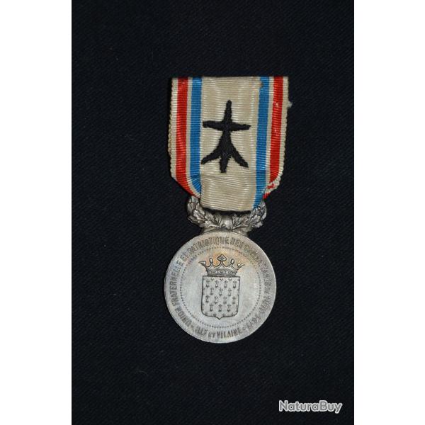 MEDAILLE UNION FRATERNELLE DES COMBATTANTS D'ILLE ET VILAINE-GUERRE 1870-1871-FRENCH WAR 1870 MEDAL