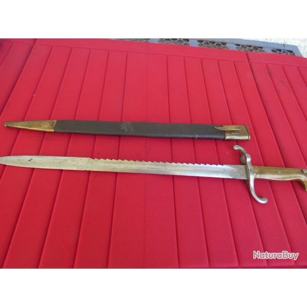 Ba�onnette Allemande 1871 a scie en parfait �tat avec des marquages voir photos