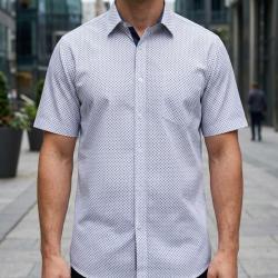 Chemise manches courtes CHALLENGER CH4033 : le style d&eacute;contract&eacute; et le confort du pur coton 43/44