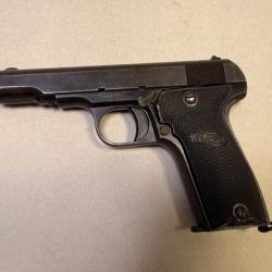 Pistolet MAB mod D calibre 7,65