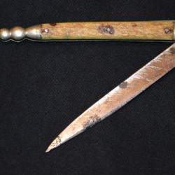 COUTEAU PLIANT DE TYPE NAVAJA DE CHATELLERAULT-XIX&deg; SIECLE-COUTEAU SOLOGNOT