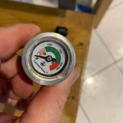 R&eacute;servoir &agrave; air FEINWERKBAU pour pistolet P34, P40, P44, P8X et P85 OCCASION