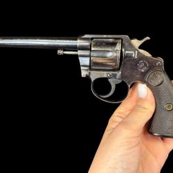 SUPERBE COLT NEW POLICE cal. 38SW num&eacute;ro de s&eacute;rie 15032