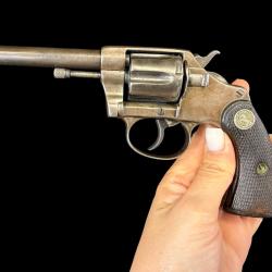 SUPERBE COLT NEW POLICE cal. 32SW long num&eacute;ro de s&eacute;rie 29277