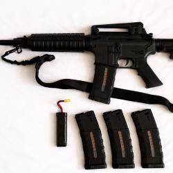 Lot r&eacute;plique airsoft M4A1 king arms AEG et Jericho 941 KWC CO2