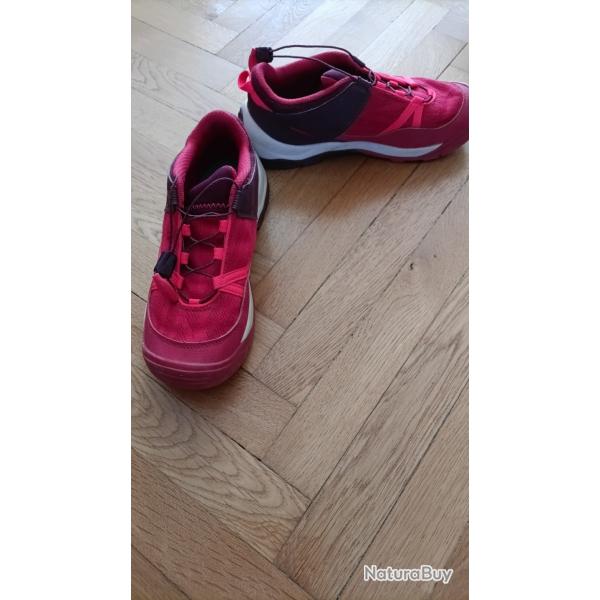 Chaussures randonn�e fille taille 36. Port�es 1 fois quasi neuves