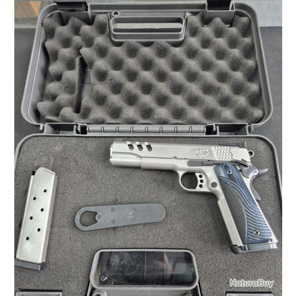 SMITH & WESSON 1911 performance center custom cal 45ACP