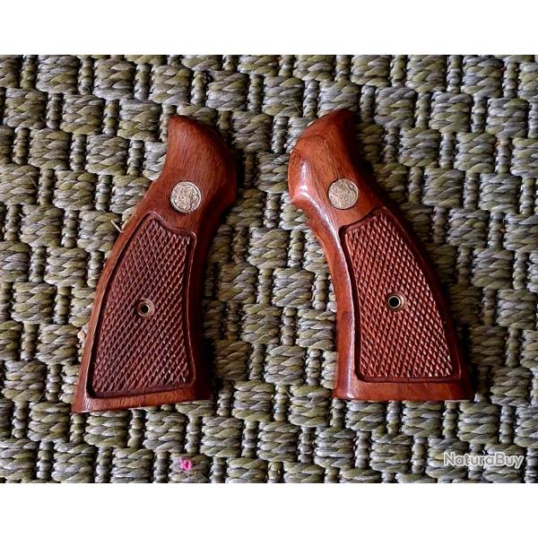 Vends plaquettes pour S&W square butt carcasse K (mod 10, 13, military and police,... )