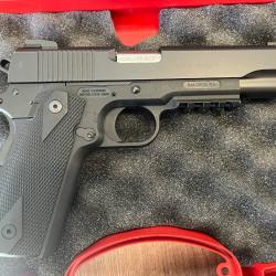 ENCHERES 1� - TANFOGLIO WITNESS 1911 P 45 ACP / 3 CHARGEURS