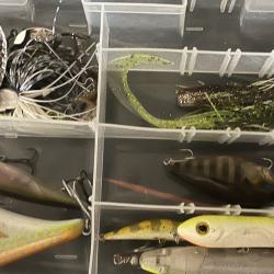 Lots bo&icirc;te leurre