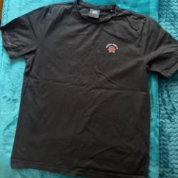 Tee-shirt noir &eacute;tat neuf