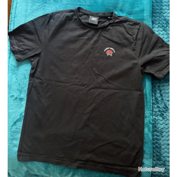 Tee-shirt noir �tat neuf