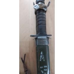 USM4 marquage UTICA fourreau M8 BMCo Parfait &eacute;tat.