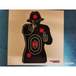 100 cibles cartonnette  type "silhouette police" aux dimensions standards 14cm X 14cm