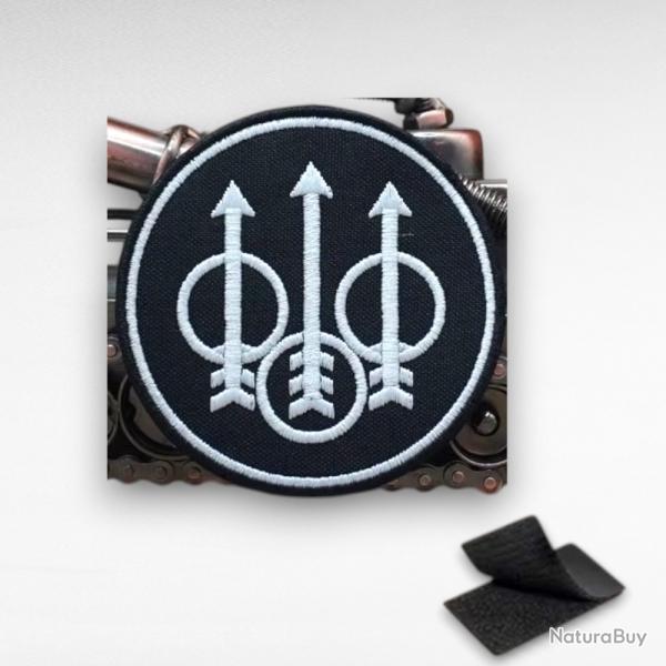 ECUSSON LOGO BERETTA 3 FLECHES BRODE SCRATCH 7.5CM X 7.5CM MILITARIA PATCH