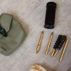 Trousse + outils, &eacute;couvillons de nettoyage pour pistolet 9 mm + pot &agrave; graisse