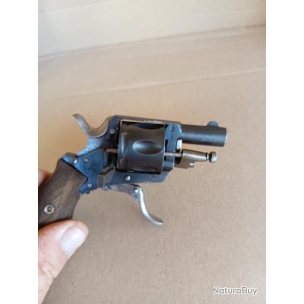 R�volter 320 bull dog